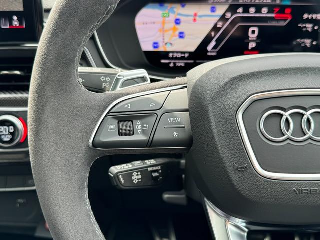 アウディ ＲＳ４アバント