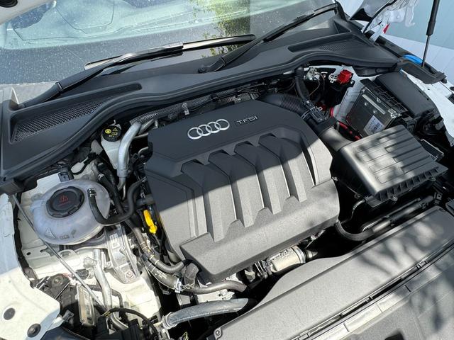 ＴＴクーペ ４０ＴＦＳＩ　Ｓラインパッケージ　Ｓラインパッケージ／コンフォートパッケージ／マトリクスＬＥＤヘッドライト／ＴＶチューナー／バックカメラ／コーナーセンサー／バーチャルコックピット／シートヒーター／認定中古車（34枚目）