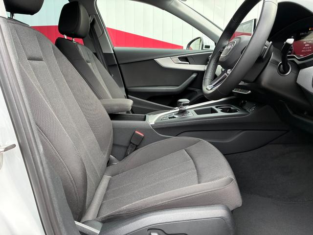 A4 35TDIアドバンスド ワンオーナー/コンフォートパッケージ/TVチューナー/マトリクスLEDヘッドライトパッケージ/サラウンドビューカメラ/パークアシスト/マルチカラーアンビエントライティング/シートヒーター/認定中古車(22枚目)