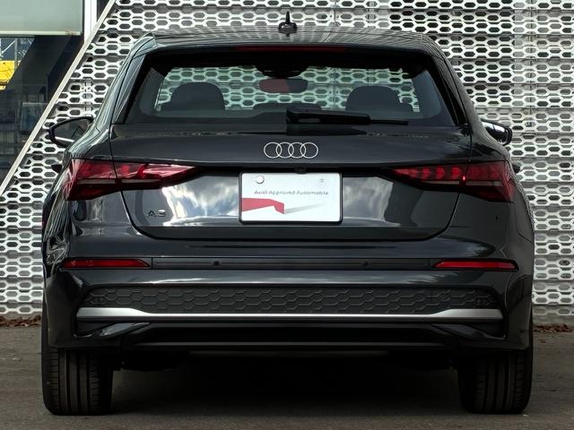 A3 スポーツバック30TFSIアドバンスド 現行モデル/コンビニエンス&アシスタンスパッケージライト/ナビゲーションパッケージ/電動シート/シートヒーター/バックカメラ/バーチャルコックピット/サイドアシスト/地デジ/アダプティブクルコン(12枚目)