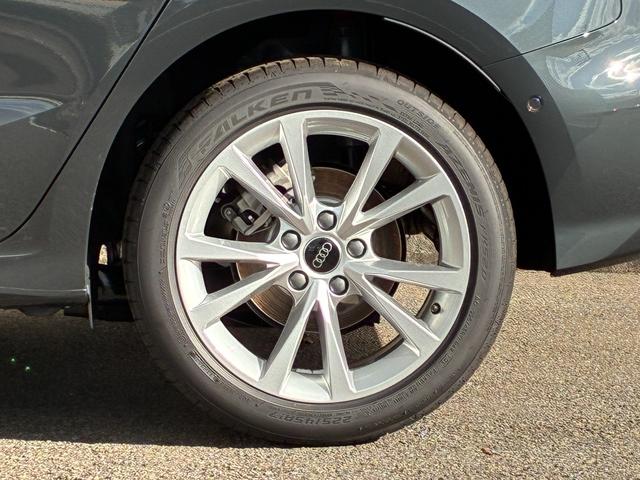 A3 スポーツバック30TFSIアドバンスド 現行モデル/コンビニエンス&アシスタンスパッケージライト/ナビゲーションパッケージ/電動シート/シートヒーター/バックカメラ/バーチャルコックピット/サイドアシスト/地デジ/アダプティブクルコン(14枚目)