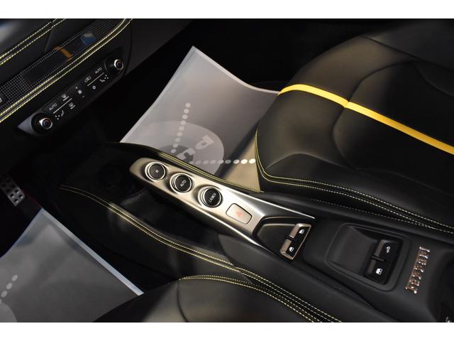 Ｆ８スパイダー ベースグレード　左Ｈ　ＣＡＲＢＯＮパーツ　サスペンションリフター　フル電動シート（22枚目）