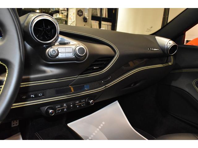 Ｆ８スパイダー ベースグレード　左Ｈ　ＣＡＲＢＯＮパーツ　サスペンションリフター　フル電動シート（23枚目）