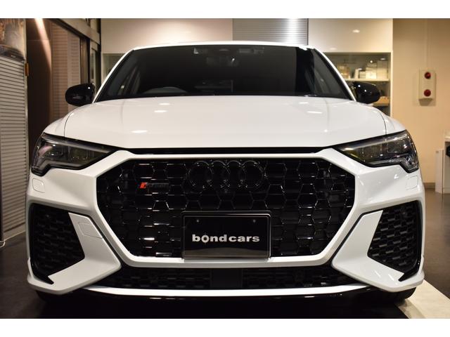 ＲＳ Ｑ３ スポーツバック ベースグレード　ワンオーナー　Ｂ＆Ｏ　ＳＴＯＰＴＥＣＨブレーキＫＩＴ　ブラックスタイリングＰＫＧ　マトリクスヘッドライト（6枚目）