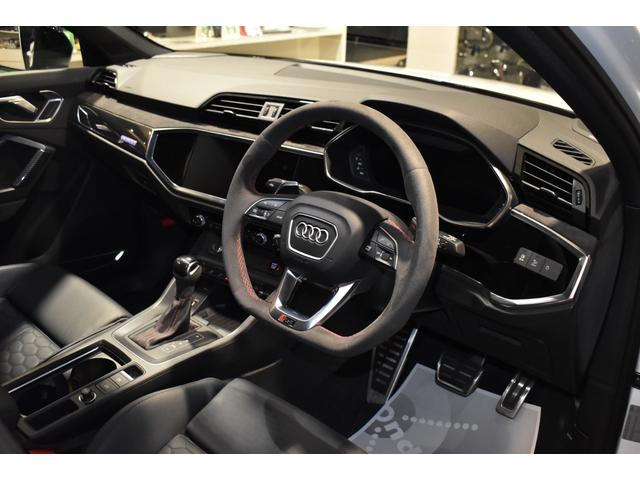 ＲＳ Ｑ３ スポーツバック ベースグレード　ワンオーナー　Ｂ＆Ｏ　ＳＴＯＰＴＥＣＨブレーキＫＩＴ　ブラックスタイリングＰＫＧ　マトリクスヘッドライト（26枚目）