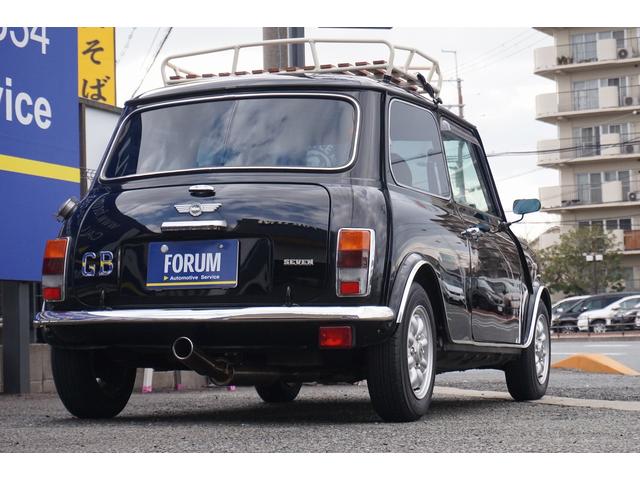 ＭＩＮＩ ラスト　ミニ　セブン　右ハンドル　ＭＴ　２００１年最終モデル　ＭＰＩ（マルチ・ポイント・インジェクション）　エアコン　３連メーター　イモビライザー搭載　正面置きラジエーター　開閉式リアクォーターガラス　センターマフラー　ルーフキャリア（59枚目）