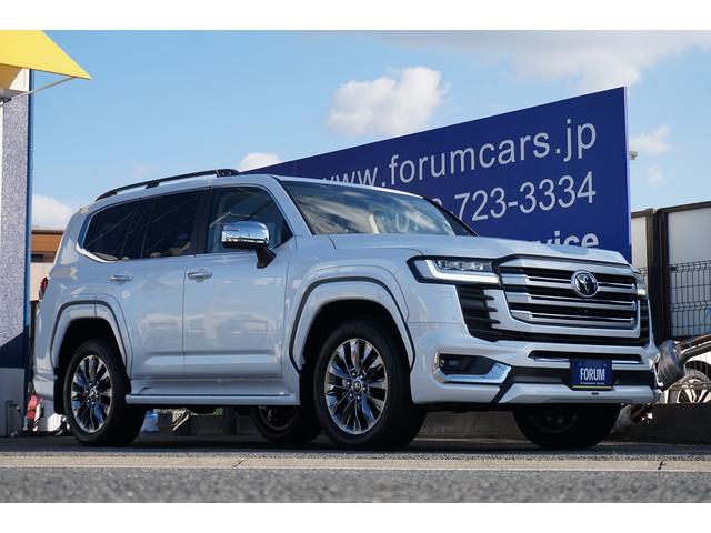 TOYOTA LAND CRUISER ZX | 2022 | PEARL WHITE | 50 km TOYOTA LAND CRUISER ZX | 2022 | PEARL WHITE | 50 km