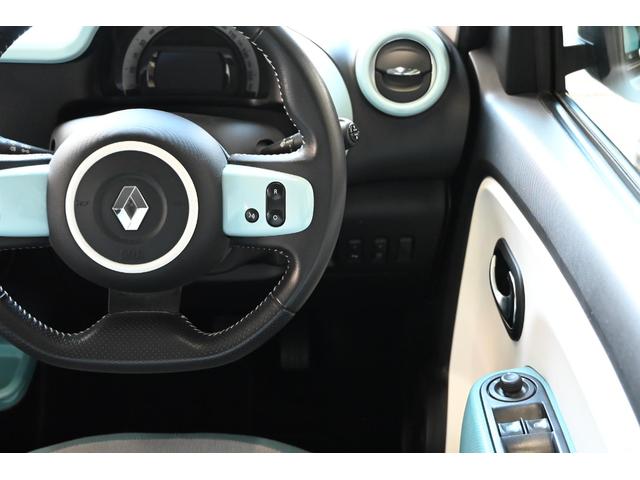 トゥインゴ サンクS 限定車!(7枚目)