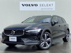 ボルボ　Ｖ６０　クロスカントリー　アルティメット　Ｂ５　ＡＷＤ