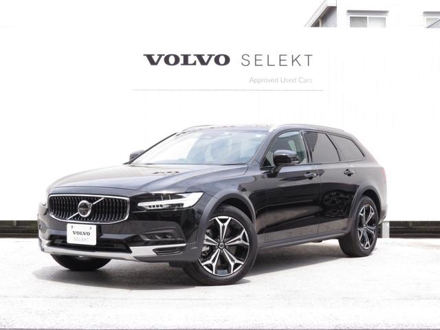 Ｖ９０ クロスカントリー　Ｂ５　ＡＷＤ　プロ　試乗車　マイルドハイブリッド　グーグルシステム　パイロットアシスト　カープレイ対応　ワイヤレス充電器　マッサージ機能付きシート　後席シートヒーター