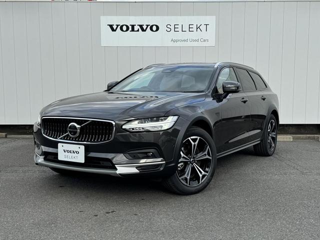 クロスカントリー　アルティメット　Ｂ５　ＡＷＤ　ＶＯＬＶＯ　ＳＥＬＥＫＴ　認定中古車　パワーテールゲート　ヘッドアップ・ディスプレイ　３６０度ビューカメラ　ステアリングホイール・ヒーター　本革シート　リア・シートヒーター　フロント・シートヒーター(1枚目)