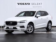 ボルボ　ＸＣ６０　Ｔ５　ＡＷＤ　モーメンタム　レザーシート