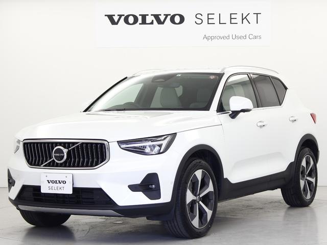 ボルボ ＸＣ４０ アルティメット　Ｂ４　ＡＷＤ　２０２３年モデル　１オーナー　アルティメット　Ｇｏｏｇｌｅナビゲーション　ＥＴＣ　純正１９インチアルミホイール　アクティブベンディング機能付ＬＥＤヘッドライト　ブロンドレザー　電動パワーテールゲート