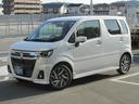 ワゴンＲカスタムＺ カスタムＺ　ＨＹＢＲＩＤ　ＺＴ　４ＷＤ　スズキコネクト　バックカメラ　オートライト　Ｂｌｕｅｔｏｏｔｈ　プッシュスタート　シートヒーター　オートエアコン　スズキセーフティーサポート　４ＷＤ　衝突被害軽減システム　アイドリングストップ　横滑り防止機能（1枚目）