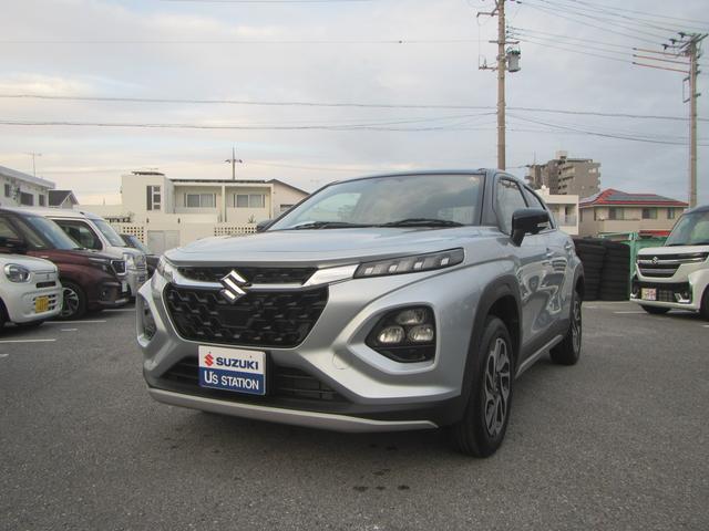 沖縄の中古車 スズキ フロンクス 支払総額 241.4万円 リ済込 2024(令和6)年 0.4万km スプレンディッドシルバーパールメタリック　ブラック２トーン