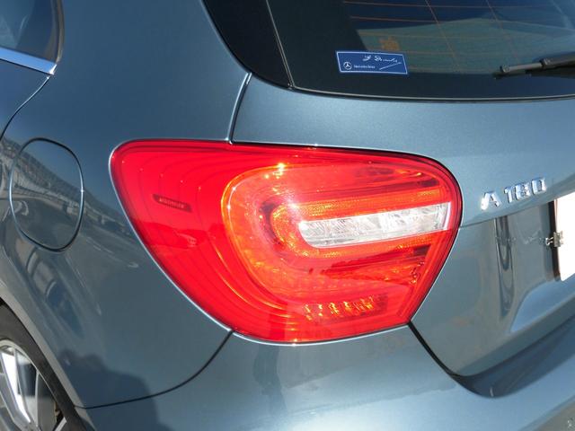 A180 ブルーエフィシェンシースポーツ 純正ナビ/TV/Bカメラ/走行距離26400キロ/車検R4年7月まで有/ワンオーナー/禁煙車/平成26.27.28.29.30.31年ディーラー定期点検整備記録簿有(61枚目)