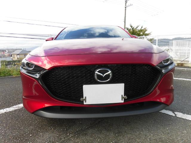 ＭＡＺＤＡ３ファストバック １５Ｓツーリング　ワンオーナー／禁煙車／マツダコレクト／純正ナビ／３６０度ビューカメラ／前後ドラレコ／ＥＴＣ２．０／ＭＧプレミアム　ボディーコーティング済／衝突安全／ブラインドスポットモニター（4枚目）