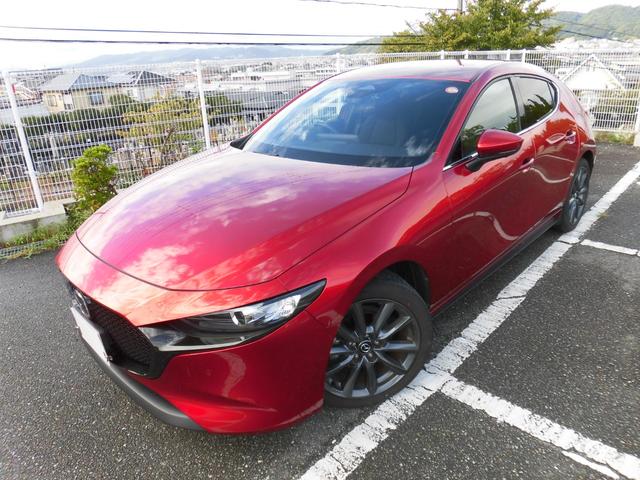 ＭＡＺＤＡ３ファストバック １５Ｓツーリング　ワンオーナー／禁煙車／マツダコレクト／純正ナビ／３６０度ビューカメラ／前後ドラレコ／ＥＴＣ２．０／ＭＧプレミアム　ボディーコーティング済／衝突安全／ブラインドスポットモニター（11枚目）