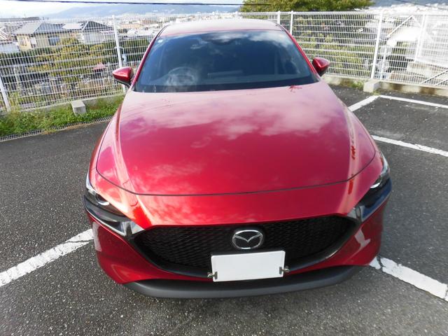 ＭＡＺＤＡ３ファストバック １５Ｓツーリング　ワンオーナー／禁煙車／マツダコレクト／純正ナビ／３６０度ビューカメラ／前後ドラレコ／ＥＴＣ２．０／ＭＧプレミアム　ボディーコーティング済／衝突安全／ブラインドスポットモニター（13枚目）