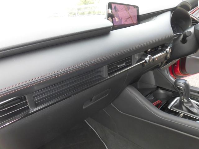 ＭＡＺＤＡ３ファストバック １５Ｓツーリング　ワンオーナー／禁煙車／マツダコレクト／純正ナビ／３６０度ビューカメラ／前後ドラレコ／ＥＴＣ２．０／ＭＧプレミアム　ボディーコーティング済／衝突安全／ブラインドスポットモニター（47枚目）