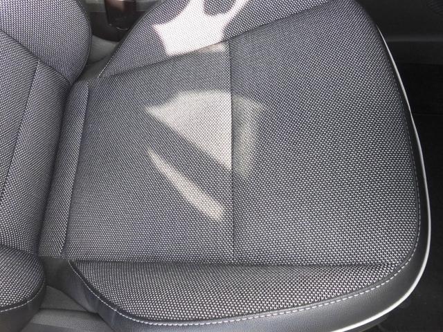 キャプチャー インテンス　走行２４８００キロ／全方位モニター／３６０度ドラレコ／Ｃａｒ　Ｐｌａｙ、Ａｎｄｒｏｉｄ　Ａｕｔｏ対応ディスプレイオーディオ／アクティブブレーキ／車線逸脱警報／ＢＳＭ／シートヒーター／ワンオーナー禁煙車（26枚目）