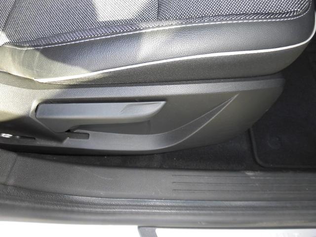 キャプチャー インテンス　走行２４８００キロ／全方位モニター／３６０度ドラレコ／Ｃａｒ　Ｐｌａｙ、Ａｎｄｒｏｉｄ　Ａｕｔｏ対応ディスプレイオーディオ／アクティブブレーキ／車線逸脱警報／ＢＳＭ／シートヒーター／ワンオーナー禁煙車（27枚目）