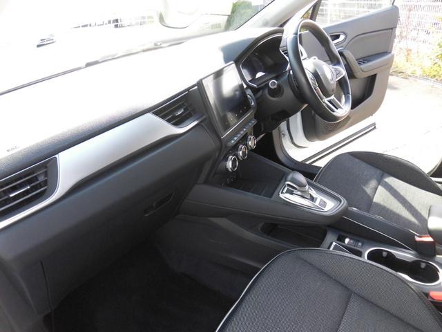 キャプチャー インテンス　走行２４８００キロ／全方位モニター／３６０度ドラレコ／Ｃａｒ　Ｐｌａｙ、Ａｎｄｒｏｉｄ　Ａｕｔｏ対応ディスプレイオーディオ／アクティブブレーキ／車線逸脱警報／ＢＳＭ／シートヒーター／ワンオーナー禁煙車（35枚目）