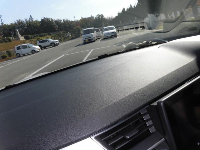 キャプチャー インテンス　走行２４８００キロ／全方位モニター／３６０度ドラレコ／Ｃａｒ　Ｐｌａｙ、Ａｎｄｒｏｉｄ　Ａｕｔｏ対応ディスプレイオーディオ／アクティブブレーキ／車線逸脱警報／ＢＳＭ／シートヒーター／ワンオーナー禁煙車（42枚目）
