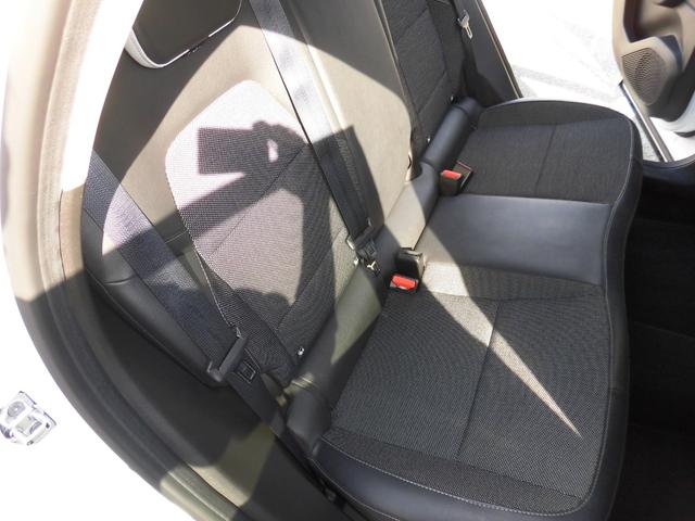 キャプチャー インテンス　走行２４８００キロ／全方位モニター／３６０度ドラレコ／Ｃａｒ　Ｐｌａｙ、Ａｎｄｒｏｉｄ　Ａｕｔｏ対応ディスプレイオーディオ／アクティブブレーキ／車線逸脱警報／ＢＳＭ／シートヒーター／ワンオーナー禁煙車（45枚目）