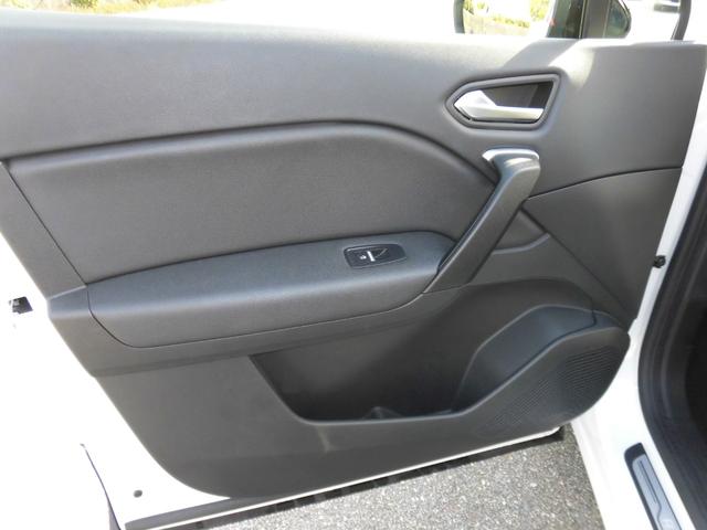 キャプチャー インテンス　走行２４８００キロ／全方位モニター／３６０度ドラレコ／Ｃａｒ　Ｐｌａｙ、Ａｎｄｒｏｉｄ　Ａｕｔｏ対応ディスプレイオーディオ／アクティブブレーキ／車線逸脱警報／ＢＳＭ／シートヒーター／ワンオーナー禁煙車（50枚目）