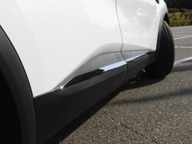 キャプチャー インテンス　走行２４８００キロ／全方位モニター／３６０度ドラレコ／Ｃａｒ　Ｐｌａｙ、Ａｎｄｒｏｉｄ　Ａｕｔｏ対応ディスプレイオーディオ／アクティブブレーキ／車線逸脱警報／ＢＳＭ／シートヒーター／ワンオーナー禁煙車（61枚目）