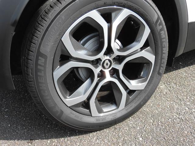 キャプチャー インテンス　走行２４８００キロ／全方位モニター／３６０度ドラレコ／Ｃａｒ　Ｐｌａｙ、Ａｎｄｒｏｉｄ　Ａｕｔｏ対応ディスプレイオーディオ／アクティブブレーキ／車線逸脱警報／ＢＳＭ／シートヒーター／ワンオーナー禁煙車（74枚目）