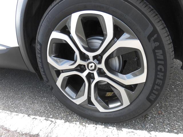 キャプチャー インテンス　走行２４８００キロ／全方位モニター／３６０度ドラレコ／Ｃａｒ　Ｐｌａｙ、Ａｎｄｒｏｉｄ　Ａｕｔｏ対応ディスプレイオーディオ／アクティブブレーキ／車線逸脱警報／ＢＳＭ／シートヒーター／ワンオーナー禁煙車（76枚目）