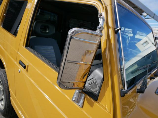 ジムニー ランドベンチャー　イエローオーカー新全塗装　ＡＴ・ＰＳ・ＡＢ　イエローオーカー新全塗装　新品断熱ＵＶカットＦガラス　カリフォルニアミラー　社外ＡＷ　社外前後ステンバンパー　ＥＴＣ　パワステ　オートマ　エアバッグ　ＡＢＳ　純正ＯＰウッド調パネル（55枚目）