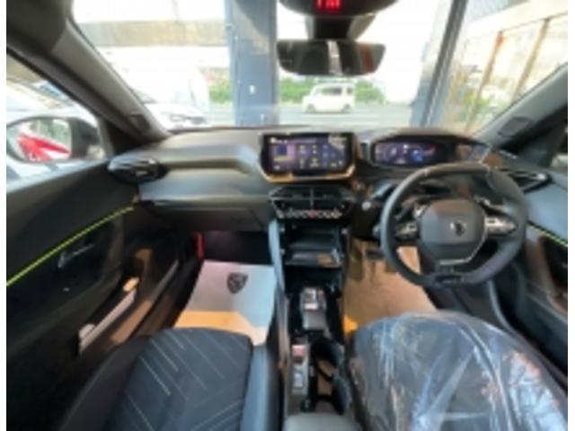２００８ ＧＴ　ブルーＨＤｉ　デビューエディション　特別仕様車　１８インチアルミホイール　登録済未使用車（12枚目）