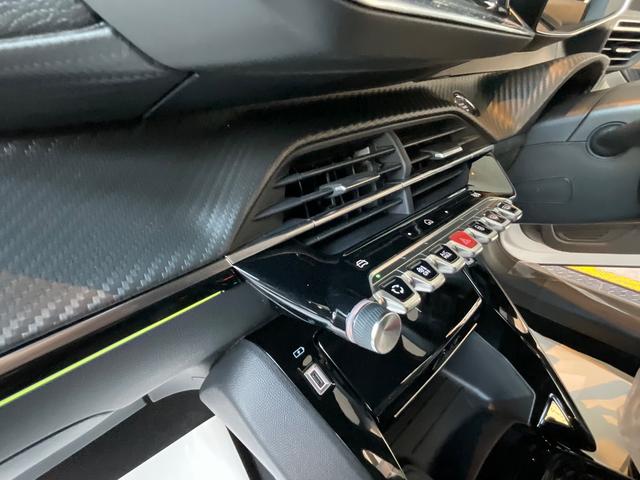 ２０８ ＧＴ　フェイスリフトモデル　登録済未使用車（14枚目）