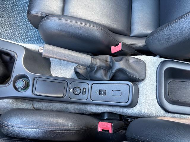 アルファGTV 3.0 V6 24V(29枚目)