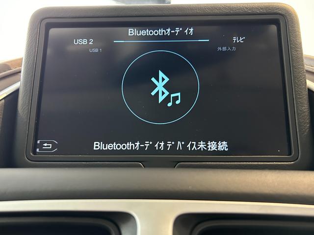 アストンマーティン ＤＢ１１