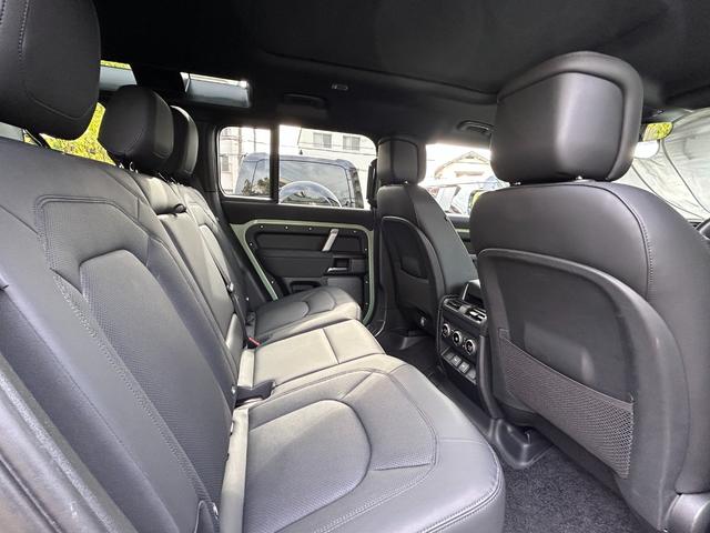 ディフェンダー １１０　７５ｔｈリミテッドエディション　認定中古車　幌サンルーフ　エアサス　ＭＥＲＩＤＩＡＮサラウンド　Ｈ．Ｕ．Ｄ　サイドステップ　ボディプロテクションキット　シートヒータ＆クーラ（Ｆ）　ハンドルヒータ　マトリクスＬＥＤライト　純正ドラレコ（39枚目）