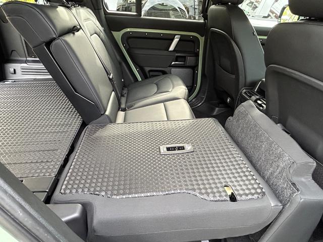 ディフェンダー １１０　７５ｔｈリミテッドエディション　認定中古車　幌サンルーフ　エアサス　ＭＥＲＩＤＩＡＮサラウンド　Ｈ．Ｕ．Ｄ　サイドステップ　ボディプロテクションキット　シートヒータ＆クーラ（Ｆ）　ハンドルヒータ　マトリクスＬＥＤライト　純正ドラレコ（76枚目）