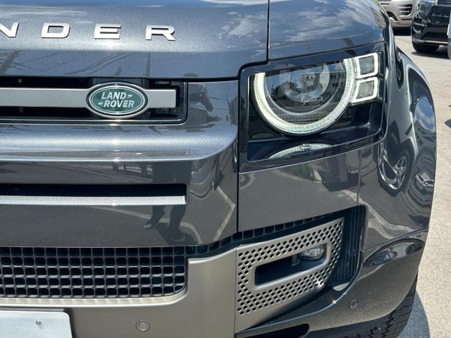 ディフェンダー １１０Ｘ－ダイナミックＨＳＥ　Ｄ３００　認定中古車　１オーナー　パノラミックスライディングルーフ　エアサス　液晶メーター　デジタルインナーミラー　シートヒーター＆クーラー（フロント）　シートヒーター（リア）　ＭＥＲＩＤＩＡＮ　純正ドラレコ（15枚目）