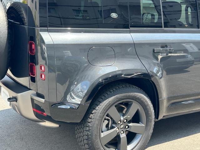 ディフェンダー １１０Ｘ－ダイナミックＨＳＥ　Ｄ３００　認定中古車　１オーナー　パノラミックスライディングルーフ　エアサス　液晶メーター　デジタルインナーミラー　シートヒーター＆クーラー（フロント）　シートヒーター（リア）　ＭＥＲＩＤＩＡＮ　純正ドラレコ（25枚目）