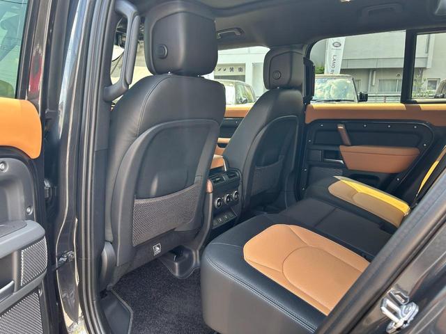 ディフェンダー １１０Ｘ－ダイナミックＨＳＥ　Ｄ３００　認定中古車　１オーナー　パノラミックスライディングルーフ　エアサス　液晶メーター　デジタルインナーミラー　シートヒーター＆クーラー（フロント）　シートヒーター（リア）　ＭＥＲＩＤＩＡＮ　純正ドラレコ（46枚目）