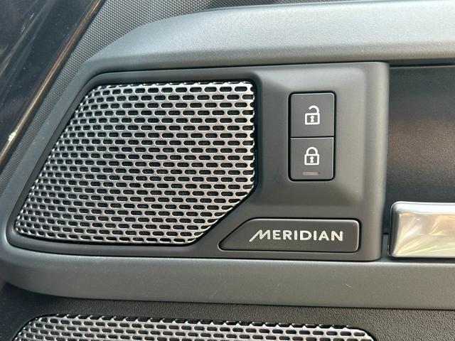 ディフェンダー １１０Ｘ－ダイナミックＨＳＥ　Ｄ３００　認定中古車　１オーナー　パノラミックスライディングルーフ　エアサス　液晶メーター　デジタルインナーミラー　シートヒーター＆クーラー（フロント）　シートヒーター（リア）　ＭＥＲＩＤＩＡＮ　純正ドラレコ（66枚目）