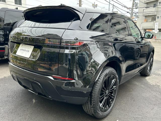 レンジローバーイヴォーク Ｓ　Ｄ２００　認定中古車　１オーナー　シートヒーター（Ｆ／Ｒ）　コールドクライメートパック　デジタルインナーミラー　ワイヤレス充電　パワーリアゲート　ブラックパック　２０インチＡＷ　ＡＣＣ／ＬＫＡ／ＢＳＭ／ＲＴＭ（8枚目）