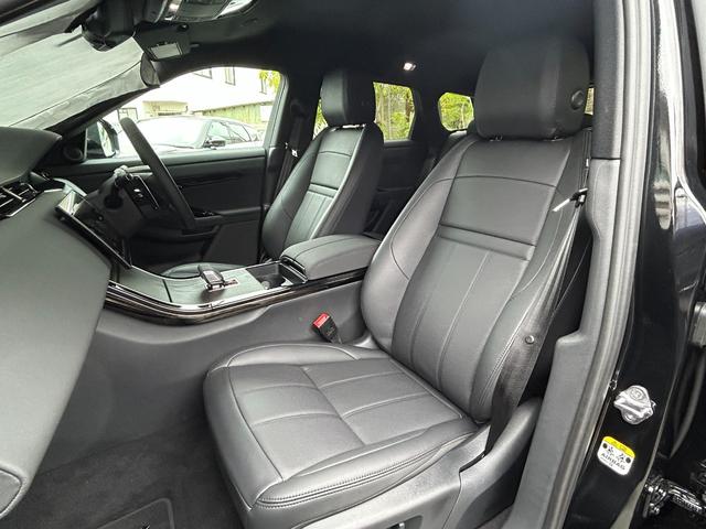 レンジローバーイヴォーク Ｓ　Ｄ２００　認定中古車　１オーナー　シートヒーター（Ｆ／Ｒ）　コールドクライメートパック　デジタルインナーミラー　ワイヤレス充電　パワーリアゲート　ブラックパック　２０インチＡＷ　ＡＣＣ／ＬＫＡ／ＢＳＭ／ＲＴＭ（29枚目）