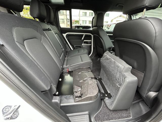ディフェンダー １１０Ｘ－ダイナミックＳＥ　Ｄ３００　認定中古車　エアサス　サイドステップ（固定式）　レザー　メモリ付パワーシート　シートヒーター（Ｆ）　ＭＥＲＩＤＩＡＮ　ＡＣＣ／ＬＫＡ／ＢＳＭ／ＲＴＭ　２０インチＡＷ　　背面タイヤカバー　３６０カメラ（65枚目）