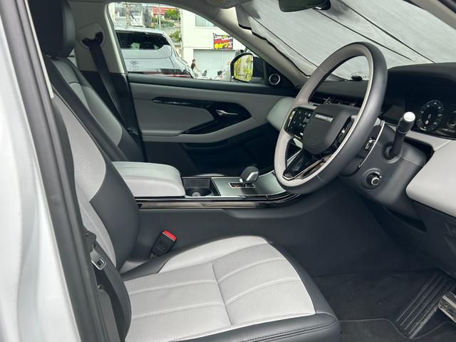 レンジローバーイヴォーク ダイナミック　ＨＳＥ　Ｐ３００ｅ　認定中古車　元デモカー　パノラミックガラスルーフ　メモリ付ＰＷシート　シートヒータ＆クーラ（Ｆ）シートヒータ（Ｒ）　ＭＥＲＩＤＩＡＮ　液晶メーター　ブラックパック　ＡＣＣ／ＬＫＡ／ＢＳＭ／ＲＴＭ（28枚目）