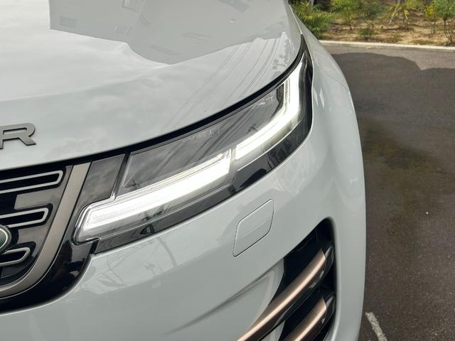 レンジローバーイヴォーク ダイナミック　ＳＥ　Ｐ２００　認定中古車　デジタルインナーミラー　ＭＥＲＩＤＩＡＮ　シートヒータ（Ｆ／Ｒ）　２０ＡＷ　ハンドルヒータ　コールドクライメートパック　サラウンドカメラ　パワーリアゲート　ＡＣＣ／ＬＫＡ／ＢＳＭ／ＲＴＭ（7枚目）