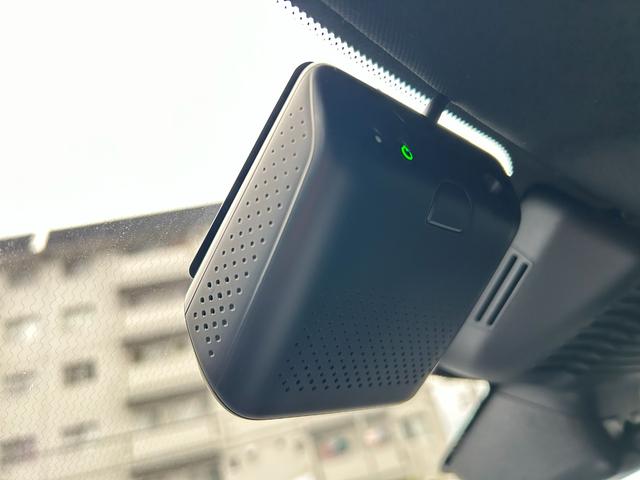 レンジローバーイヴォーク ダイナミック　ＳＥ　Ｐ２００　認定中古車　デジタルインナーミラー　ＭＥＲＩＤＩＡＮ　シートヒータ（Ｆ／Ｒ）　２０ＡＷ　ハンドルヒータ　コールドクライメートパック　サラウンドカメラ　パワーリアゲート　ＡＣＣ／ＬＫＡ／ＢＳＭ／ＲＴＭ（21枚目）